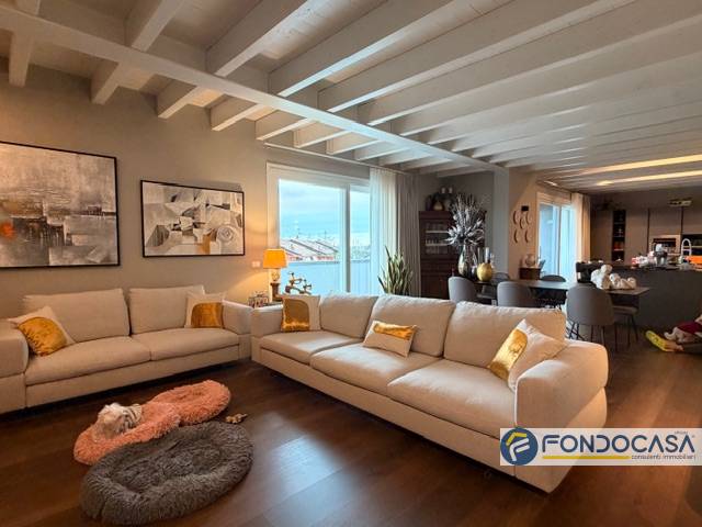 Attico in vendita a Costa di Mezzate