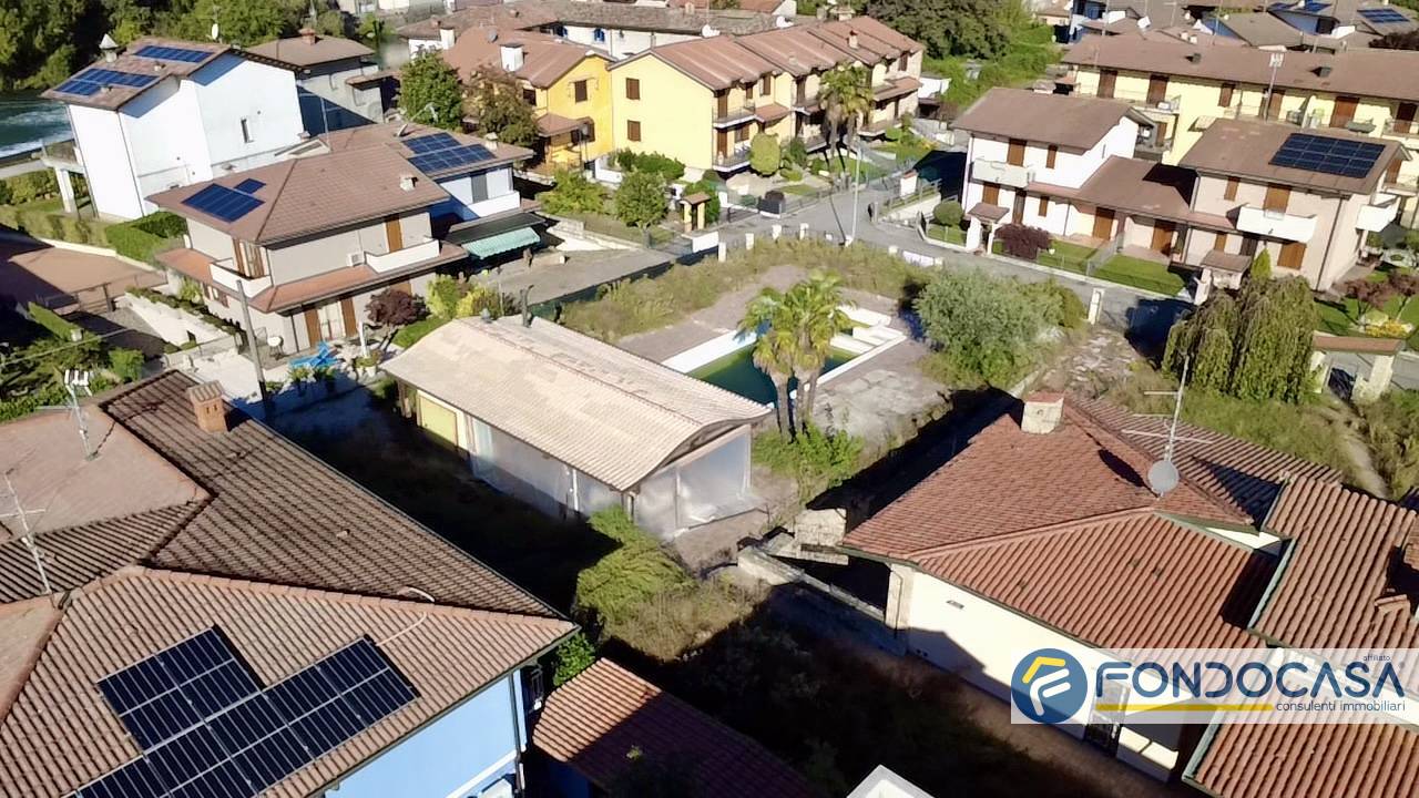 Terreno edificabile in vendita a Pontoglio