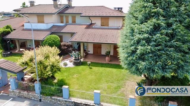 Villa in vendita a Palazzolo sull'Oglio