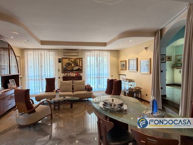 Villa in vendita a Palazzolo sull'Oglio