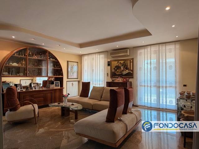 Villa in vendita a Palazzolo sull'Oglio
