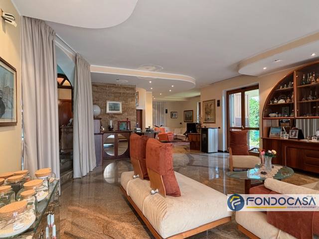 Villa in vendita a Palazzolo sull'Oglio