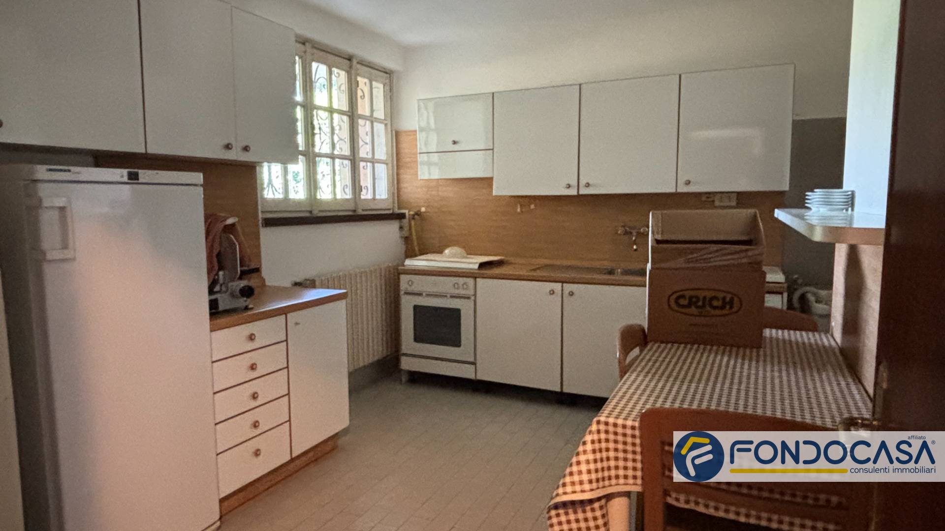 Villa bifamiliare in vendita a Cologne