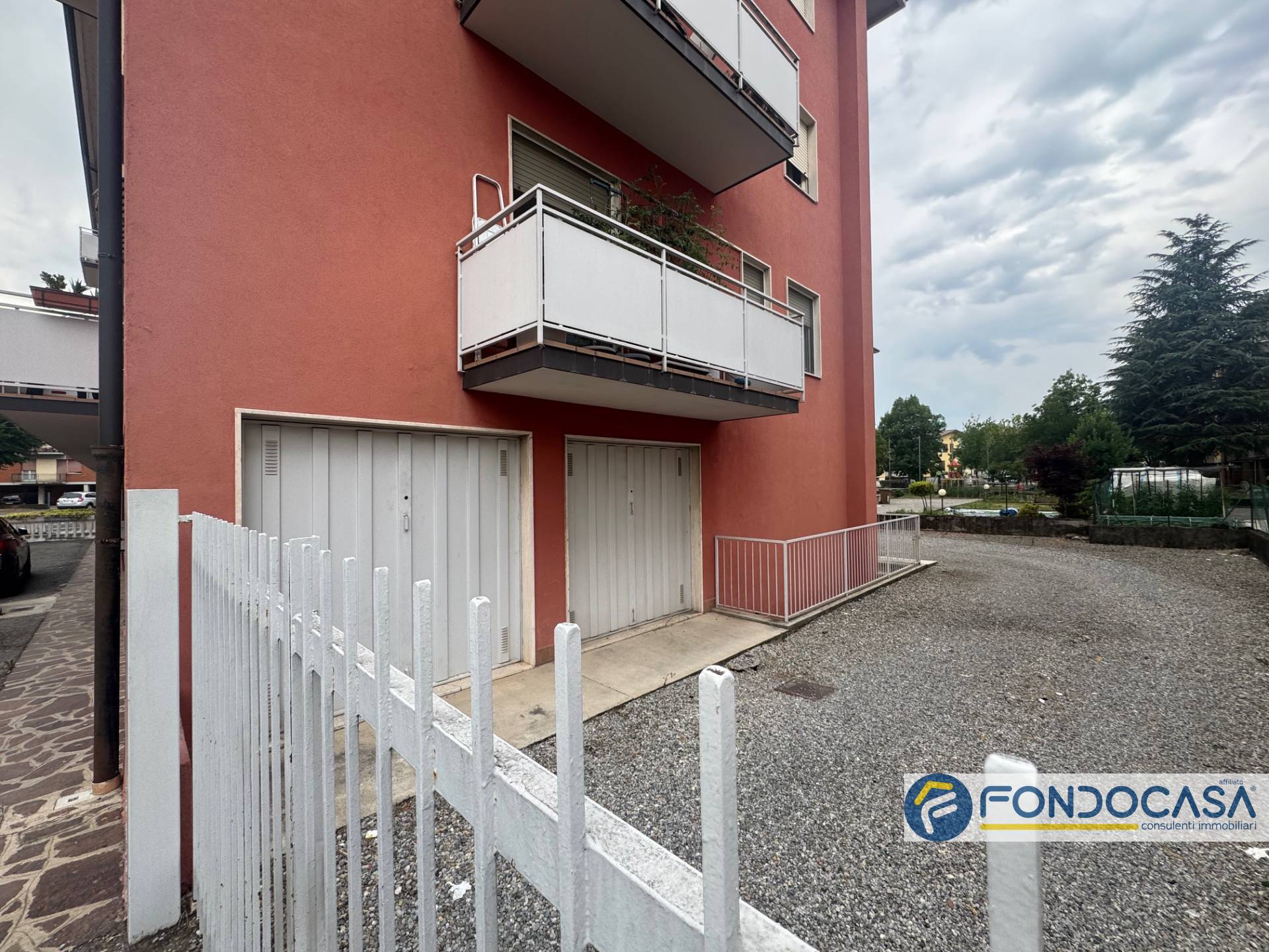 Box o garage in vendita a Palazzolo sull'Oglio