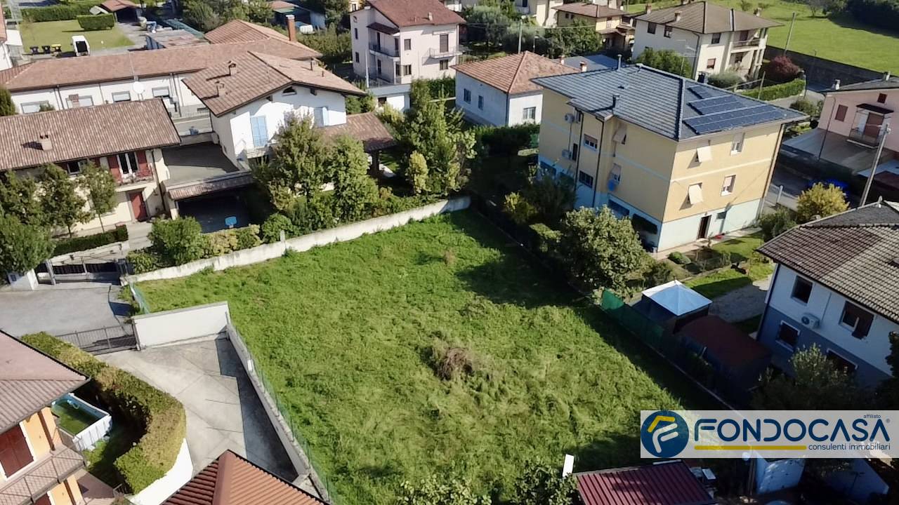 Terreno edificabile in vendita a Palazzolo sull'Oglio
