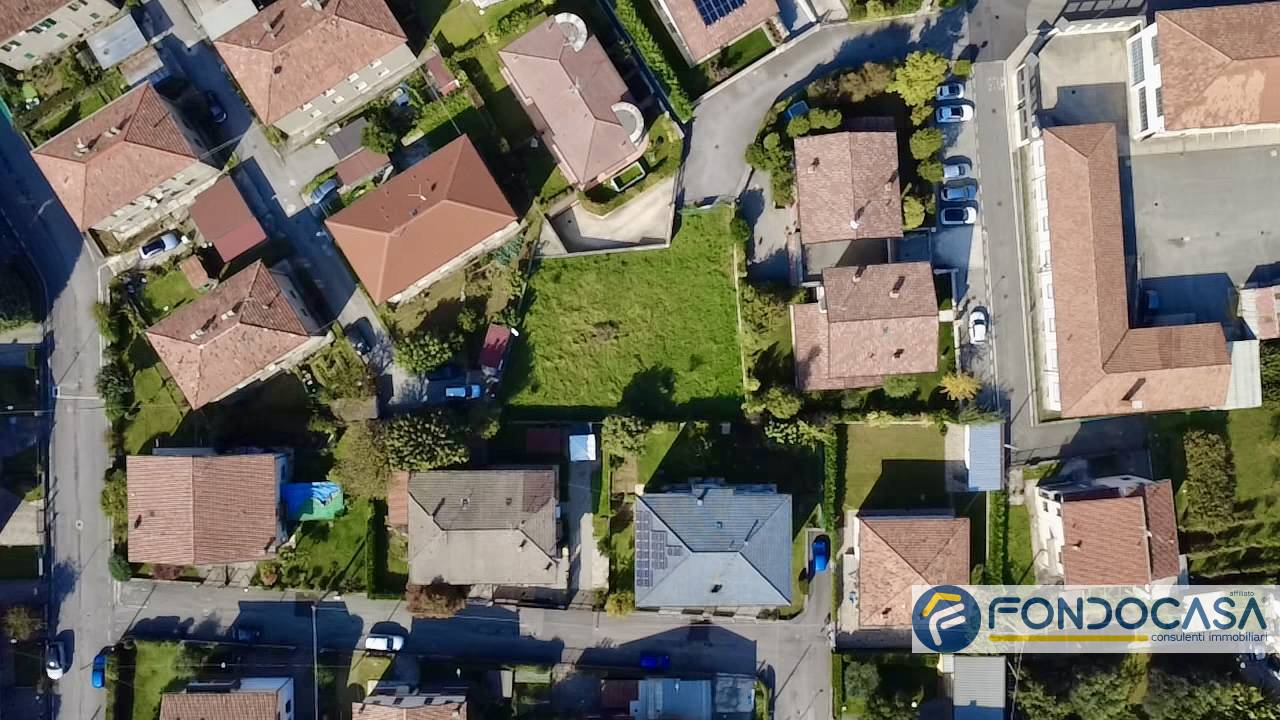 Terreno edificabile in vendita a Palazzolo sull'Oglio