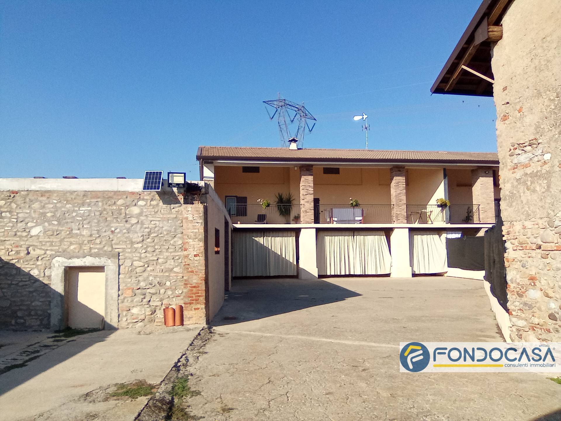Casale di campagna in vendita a Palazzolo sull'Oglio