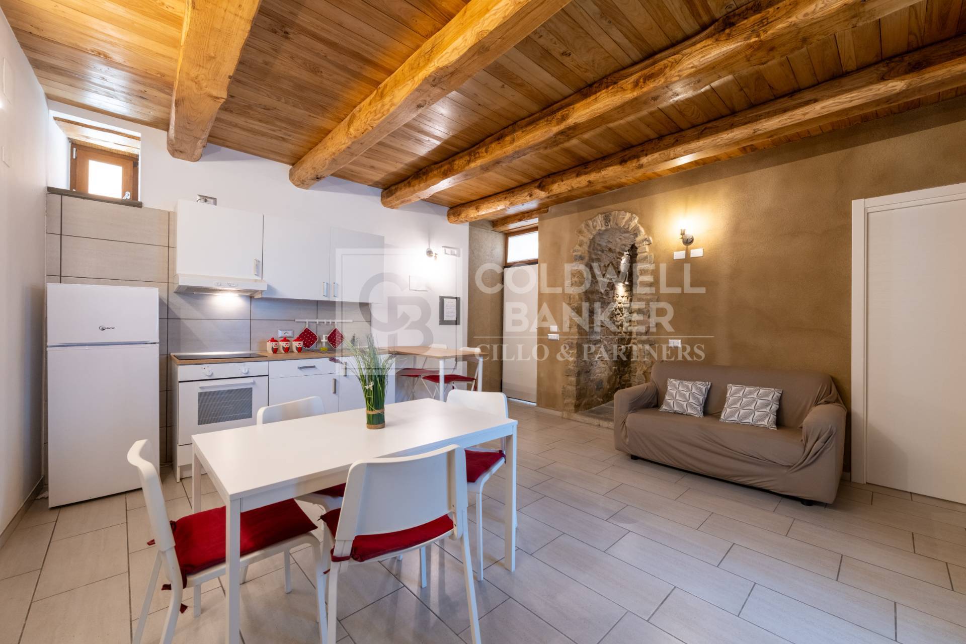 Appartamento in vendita a Pollica