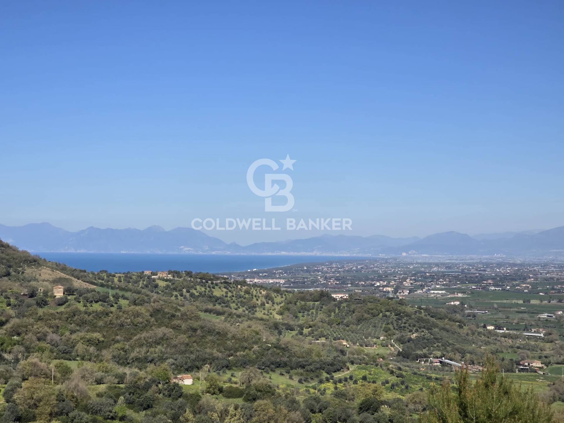 Palazzo in vendita a Ogliastro Cilento, Eredita