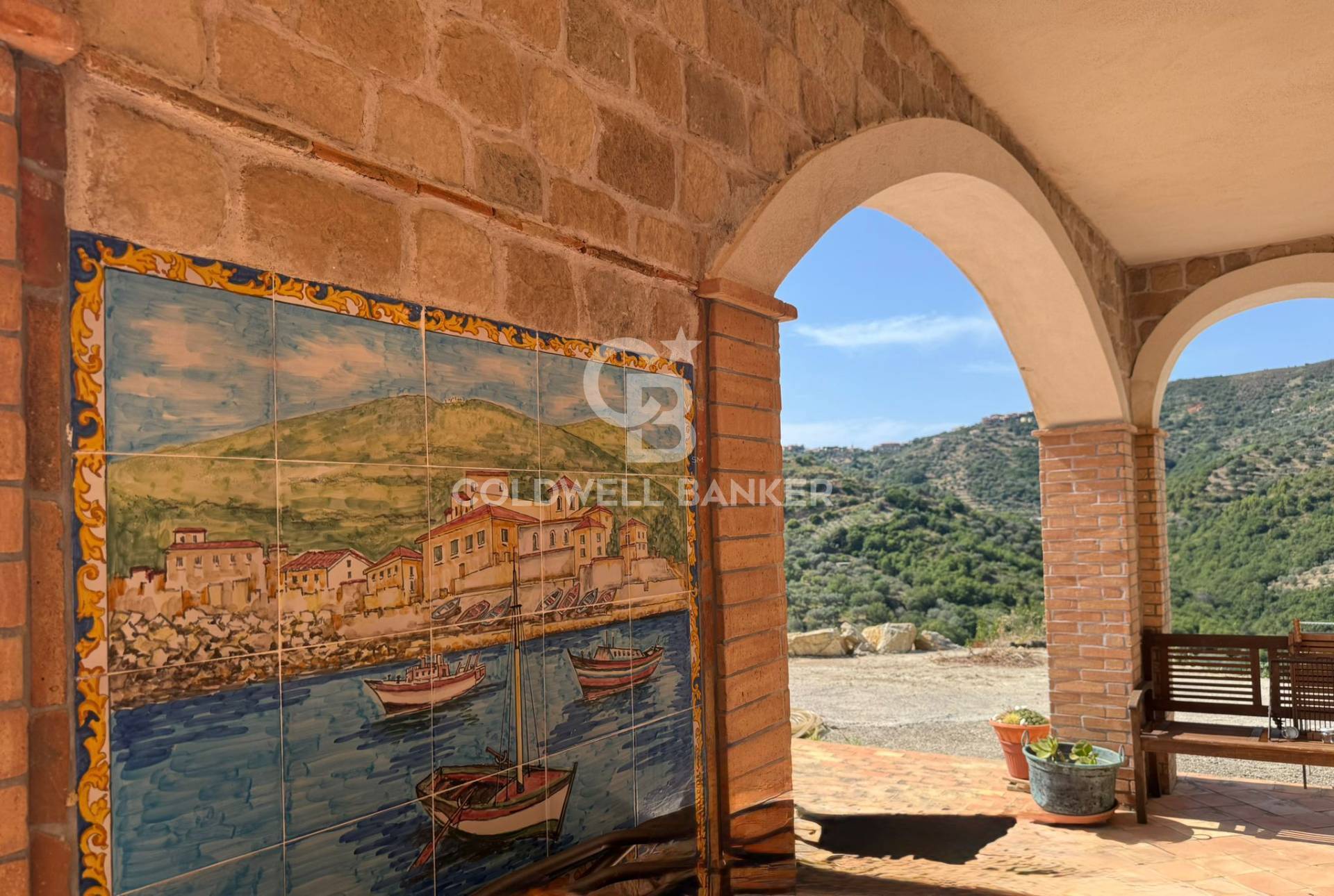 Villa in vendita a Serramezzana