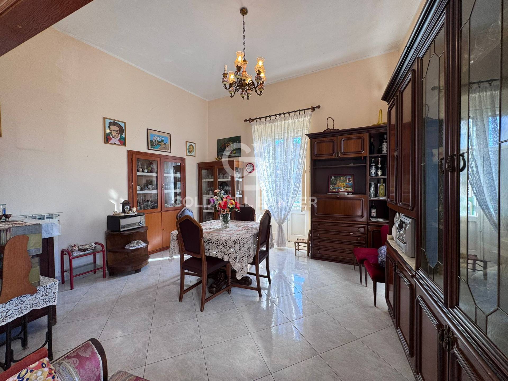 Casa semi indipendente in vendita a Lustra