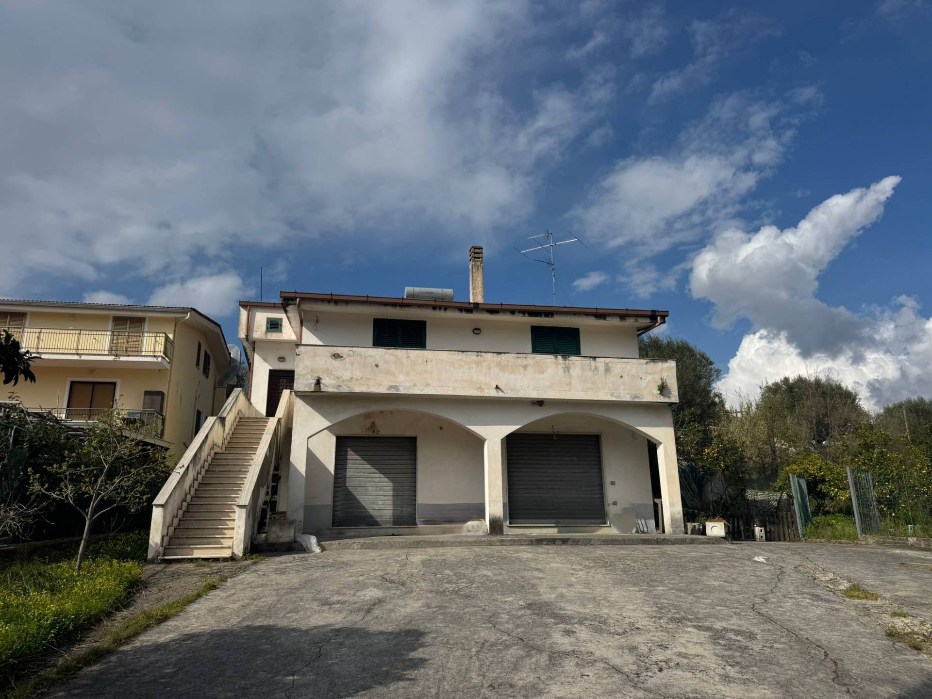 Locale commerciale in vendita a Centola, Palinuro
