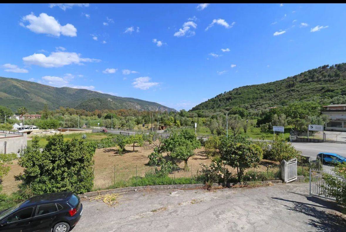 Locale commerciale in vendita a Centola, Palinuro