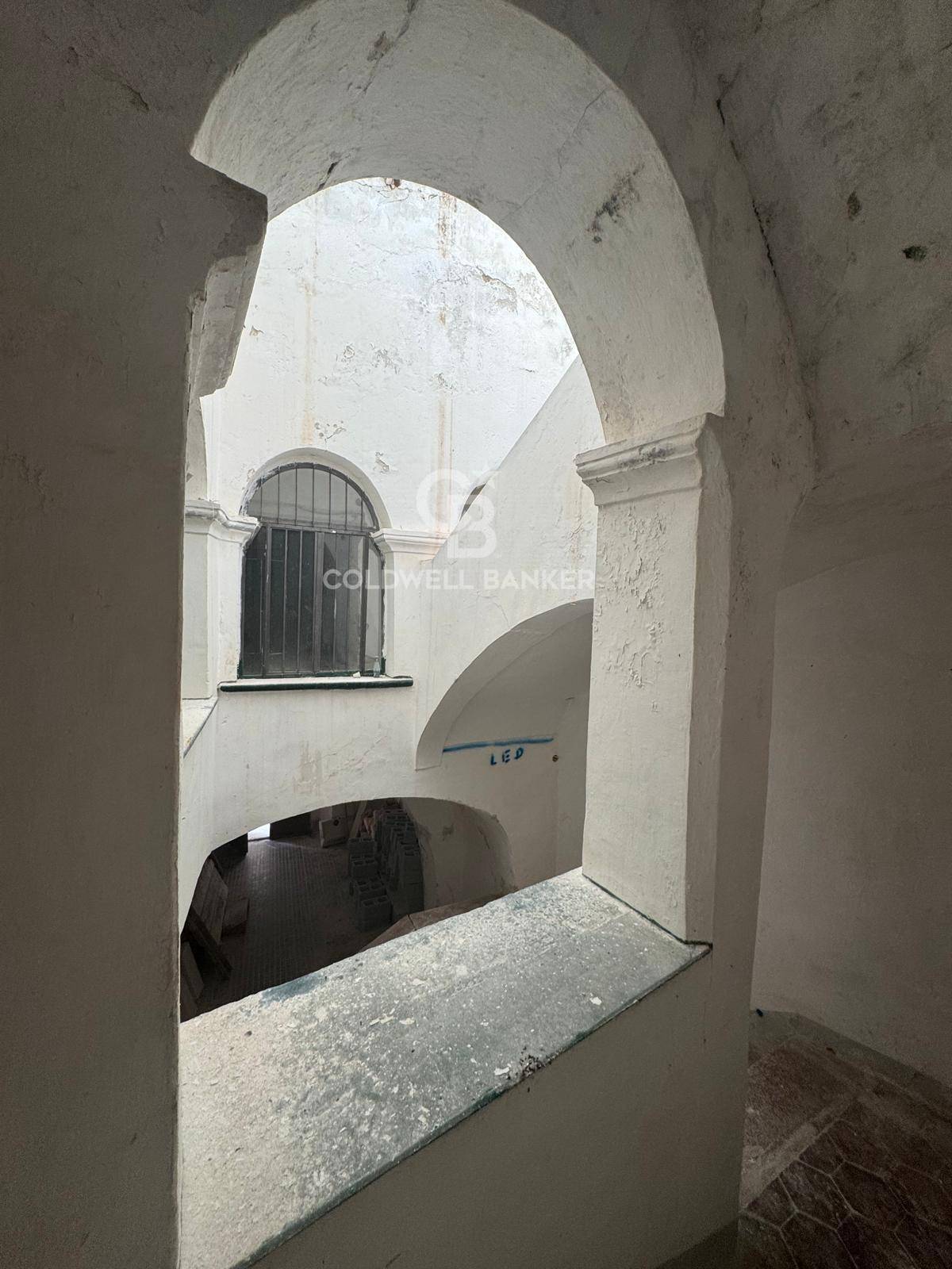 Palazzo in vendita a Castellabate