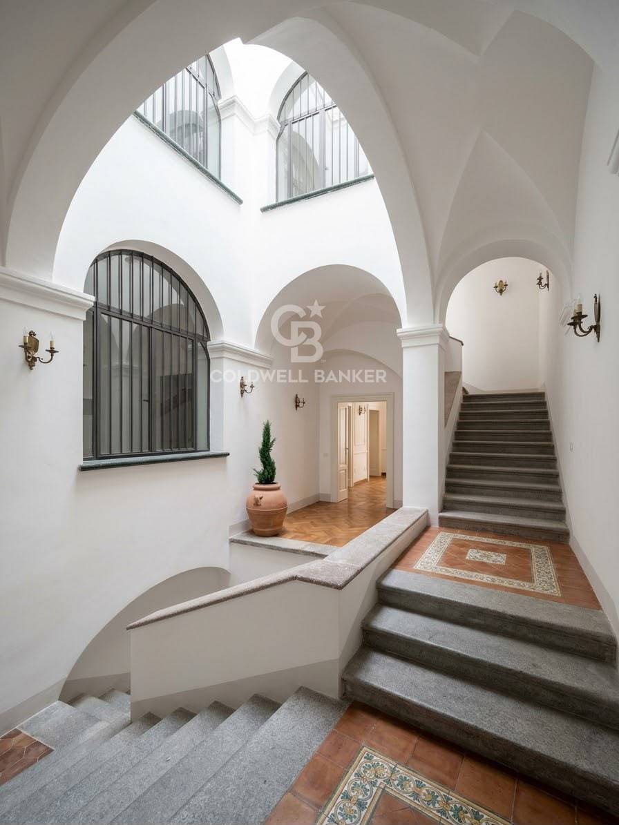 Palazzo in vendita a Castellabate