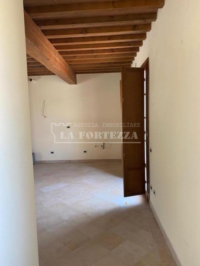 Bilocale ristrutturato, San Giuliano Terme asciano