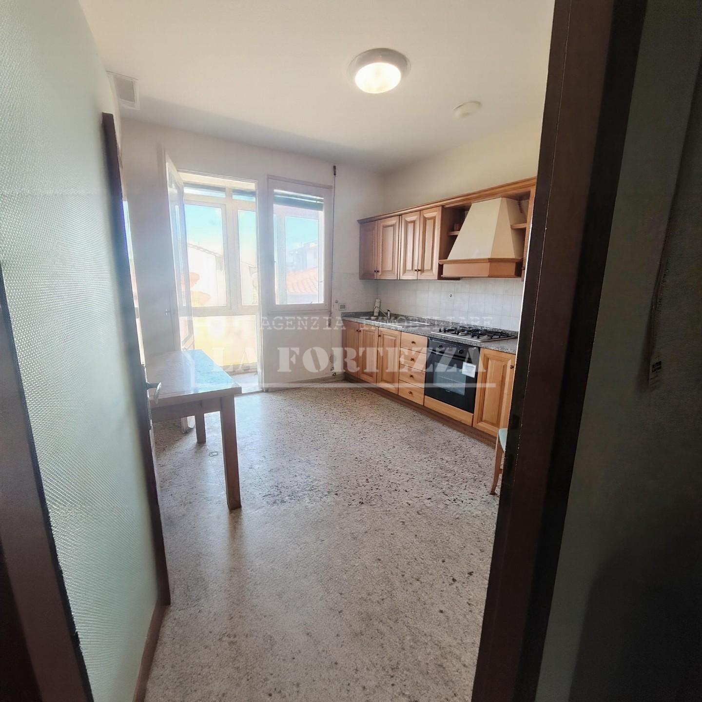 Quadrilocale in vendita, Pisa porta a lucca