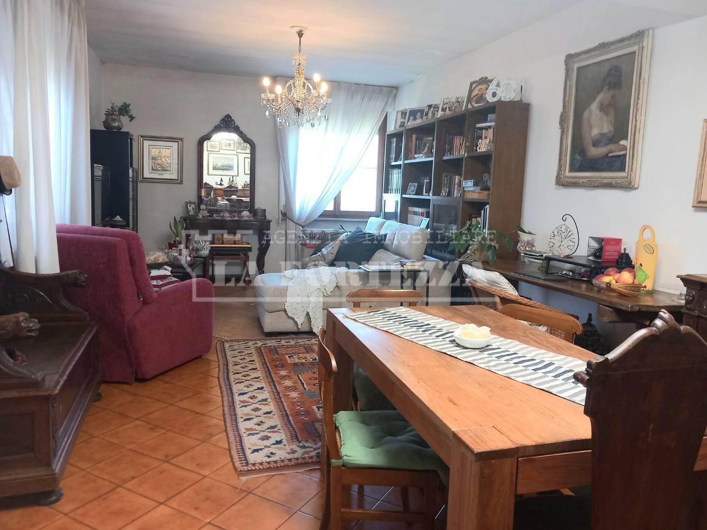 Appartamento con giardino, Pisa porta a mare