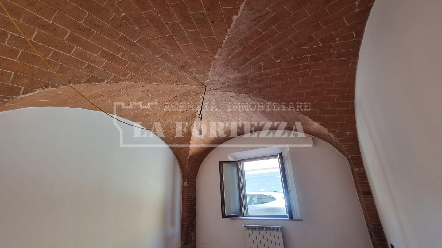 Quadrilocale ristrutturato, Pisa riglione oratoio