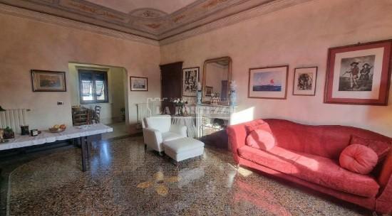 Appartamento con giardino, Pisa landi
