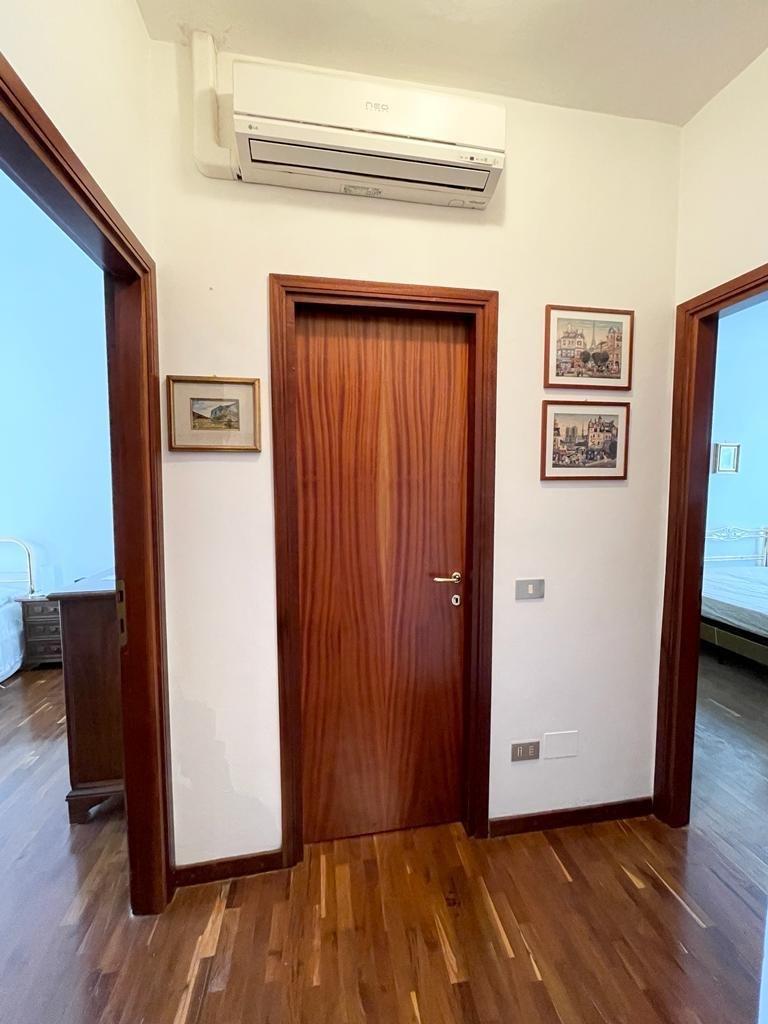 Appartamento con terrazzi, Pontedera stazione