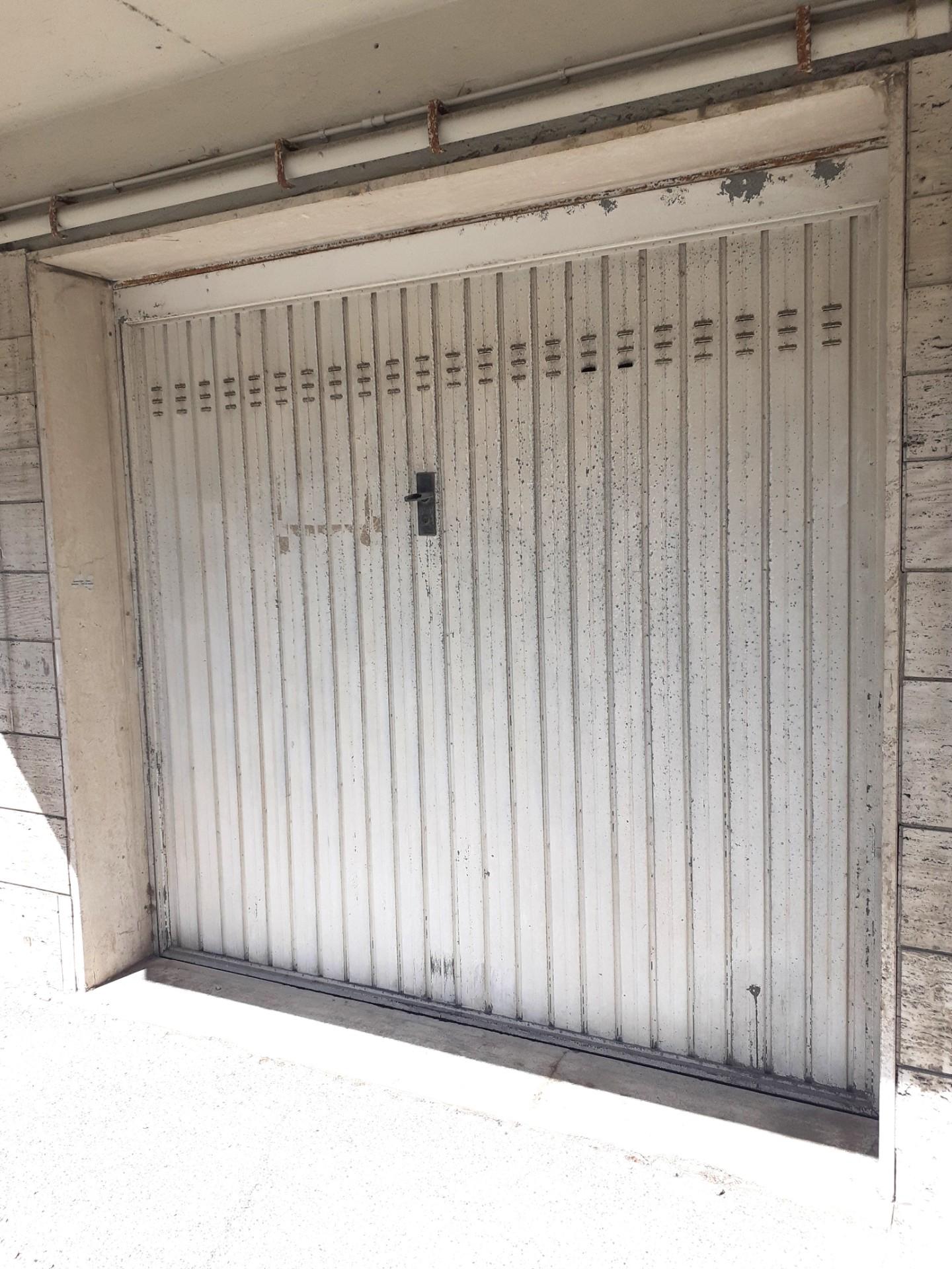 Box/Garage 25mq in affitto, Pontedera centro