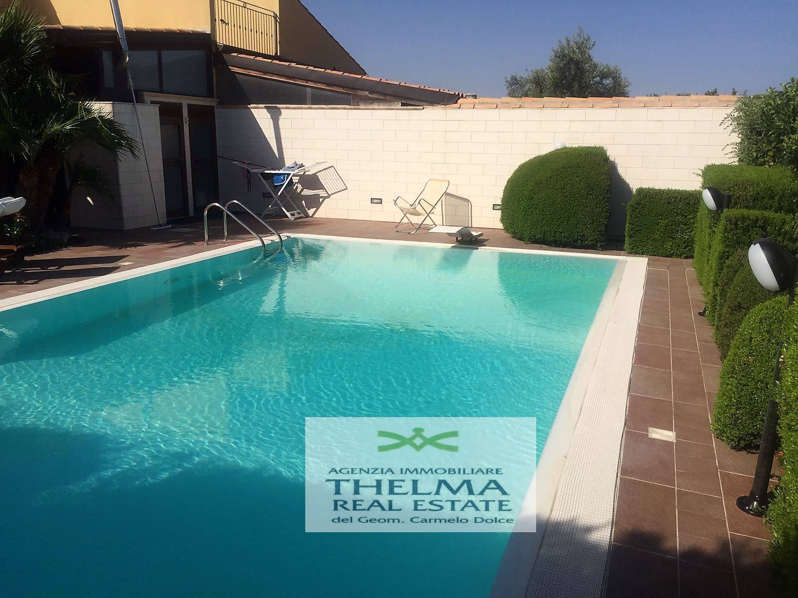 Villa in vendita a Campofelice di Roccella, Contrada Piana Calzata