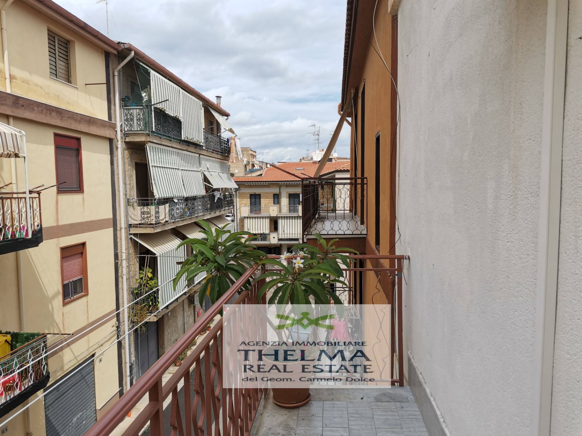 Appartamento in vendita a Campofelice di Roccella