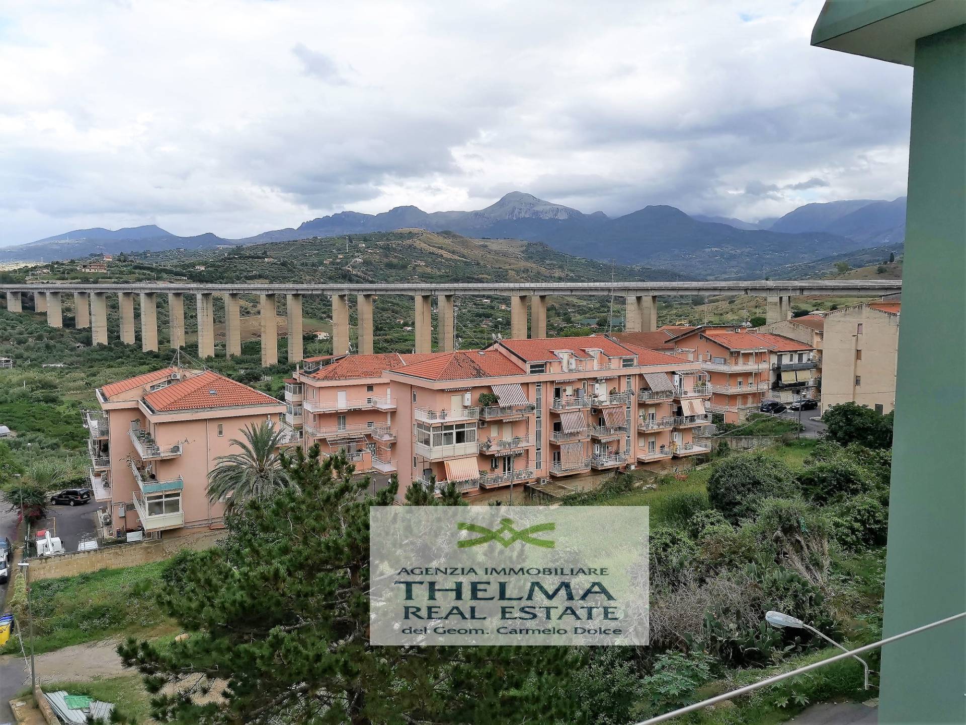 Appartamento in vendita a Campofelice di Roccella