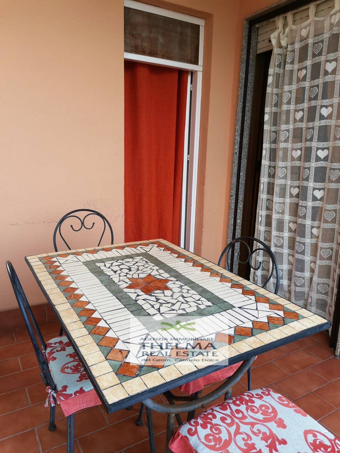 Appartamento in vendita a Campofelice di Roccella