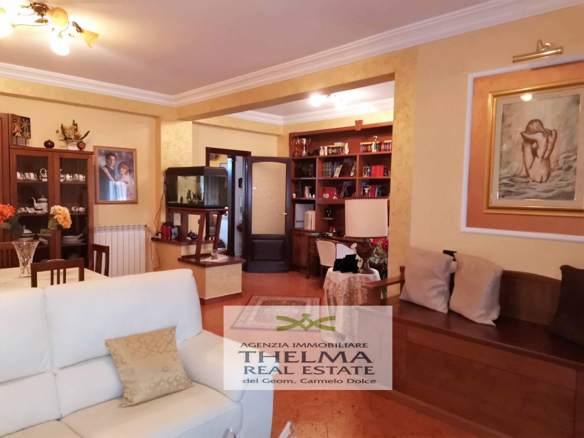 Appartamento in vendita a Campofelice di Roccella