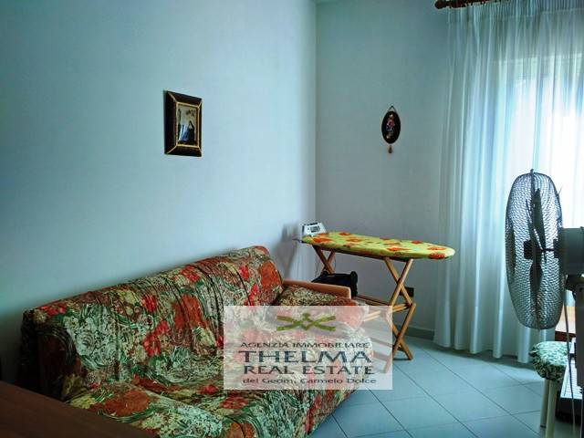 Appartamento in vendita a Campofelice di Roccella