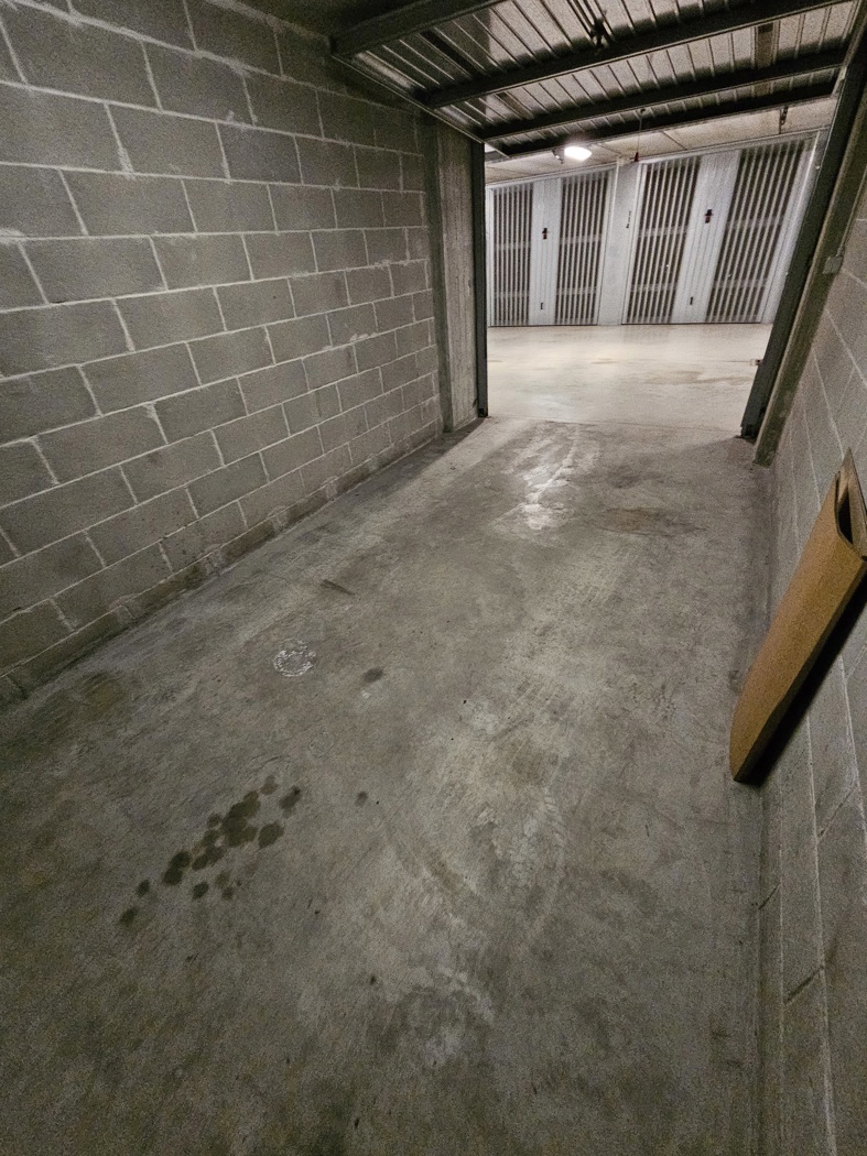 Box/Garage 14mq in vendita a Milano