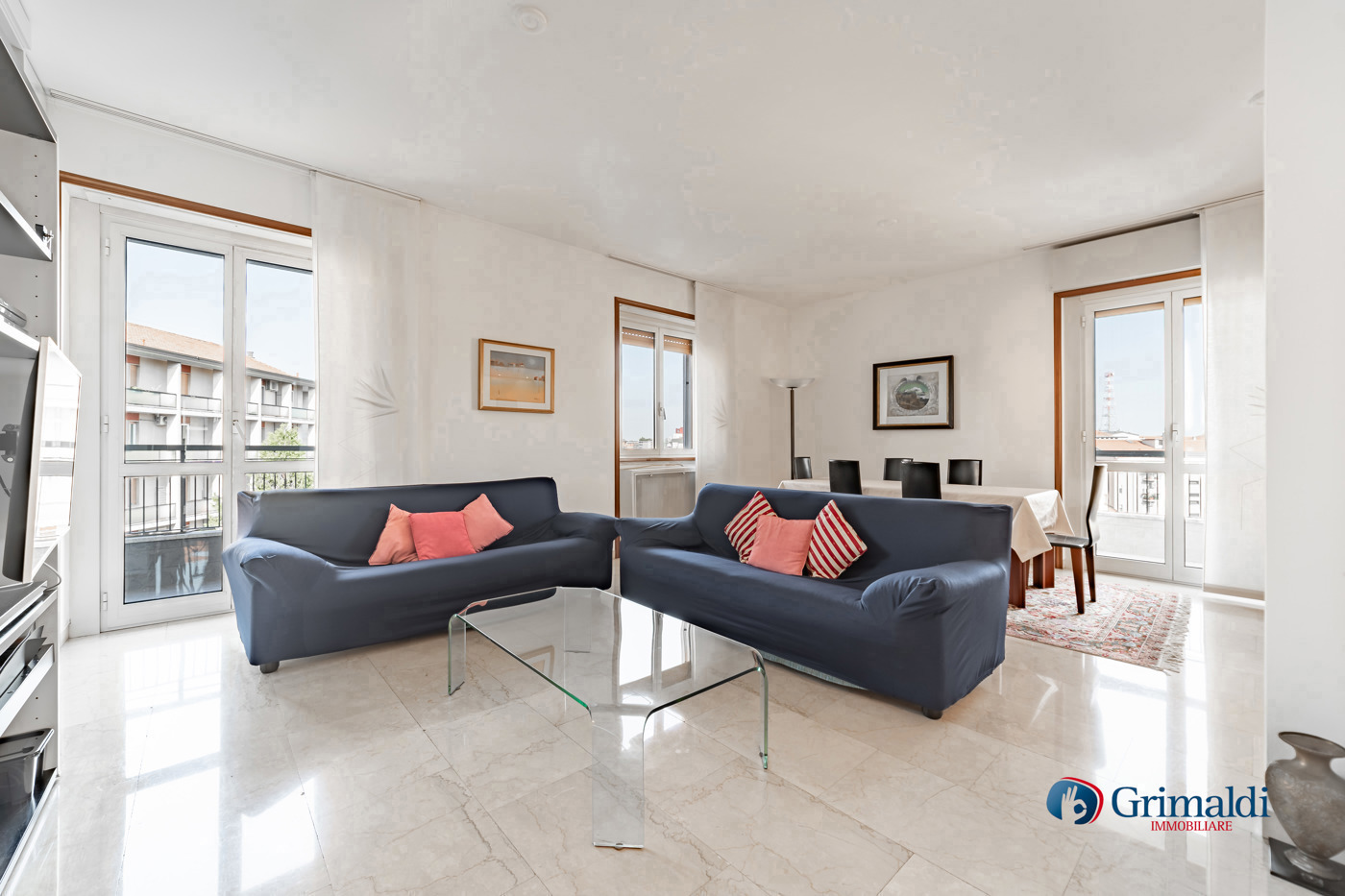 Appartamento con box a Milano