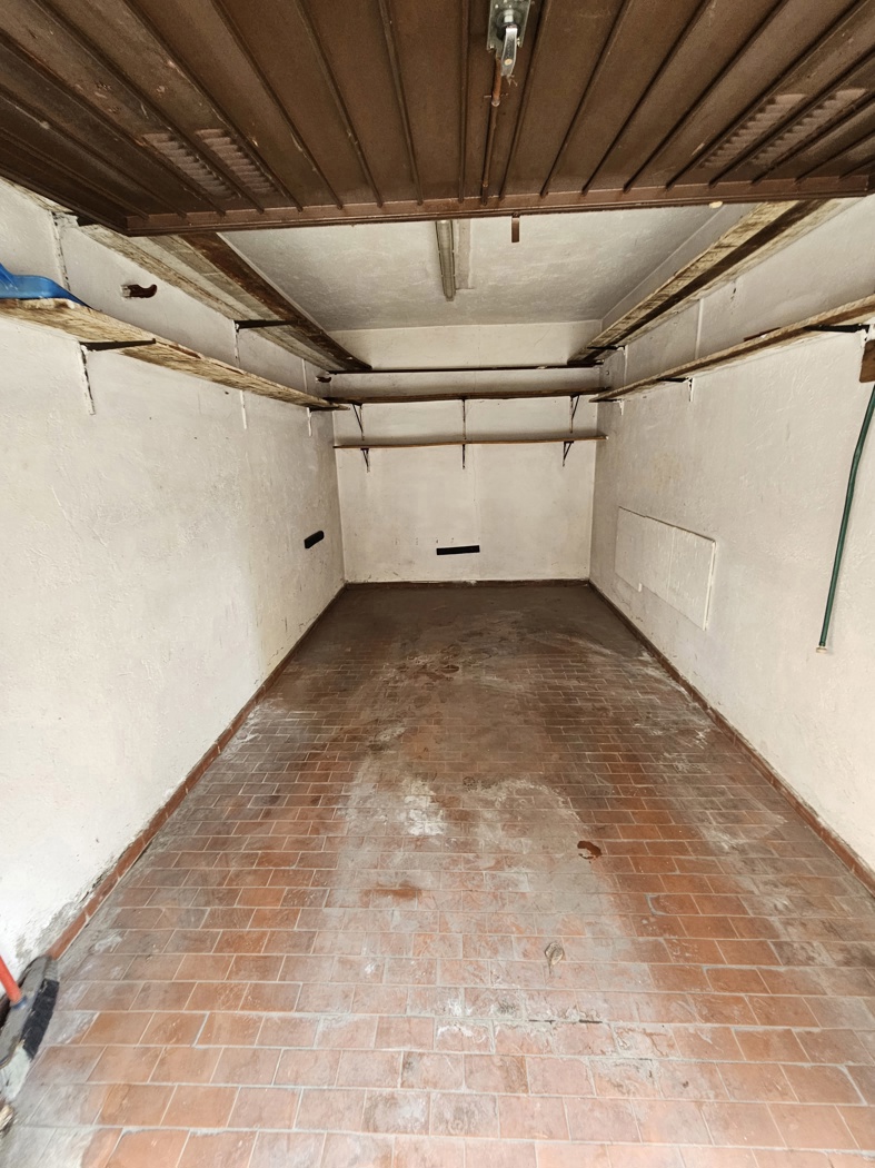 Box/Garage 16mq in vendita a Milano