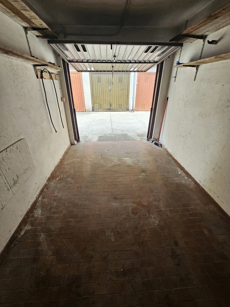 Box/Garage 16mq in vendita a Milano