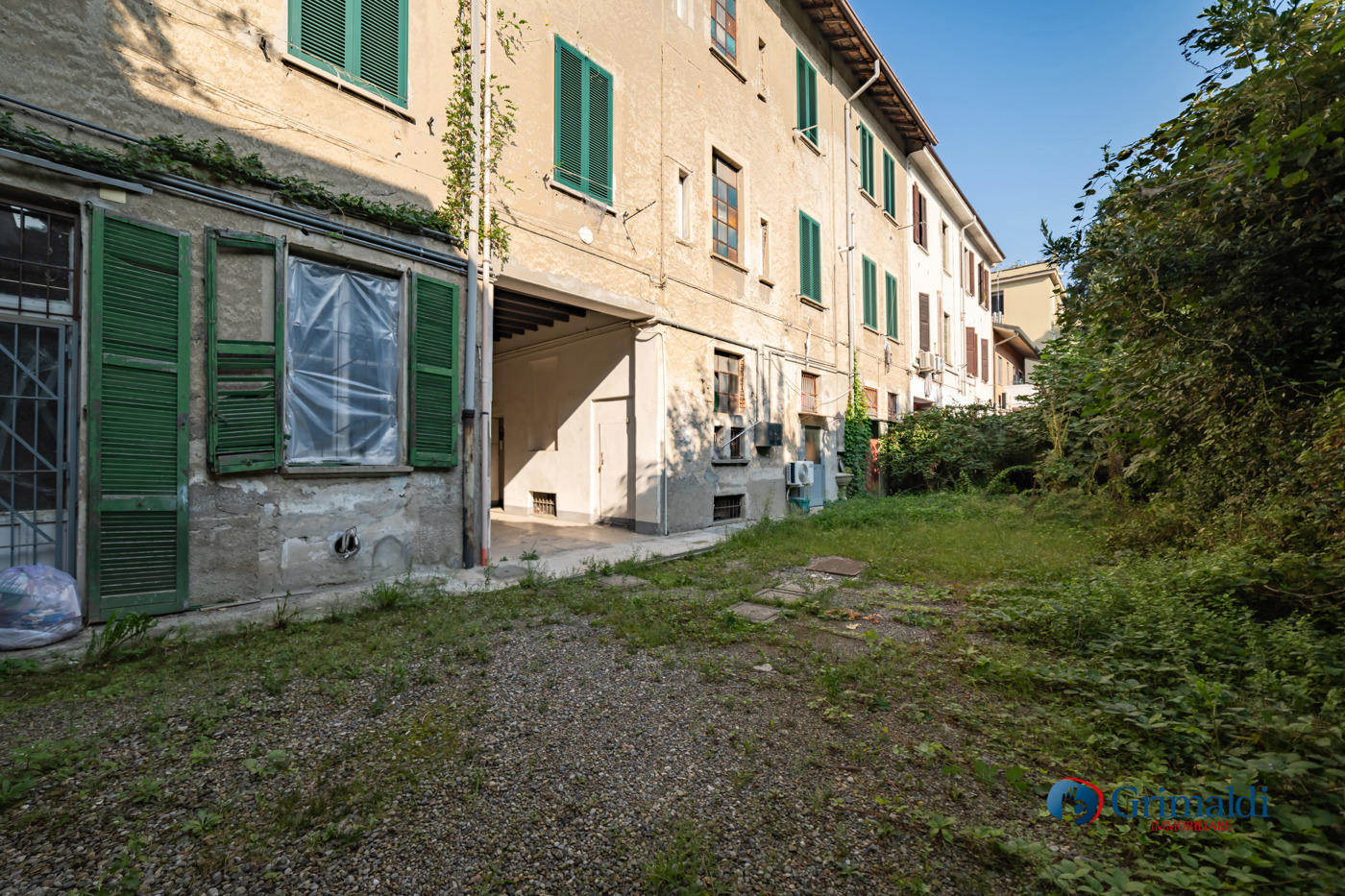 Stabile/Palazzo in vendita a Saronno