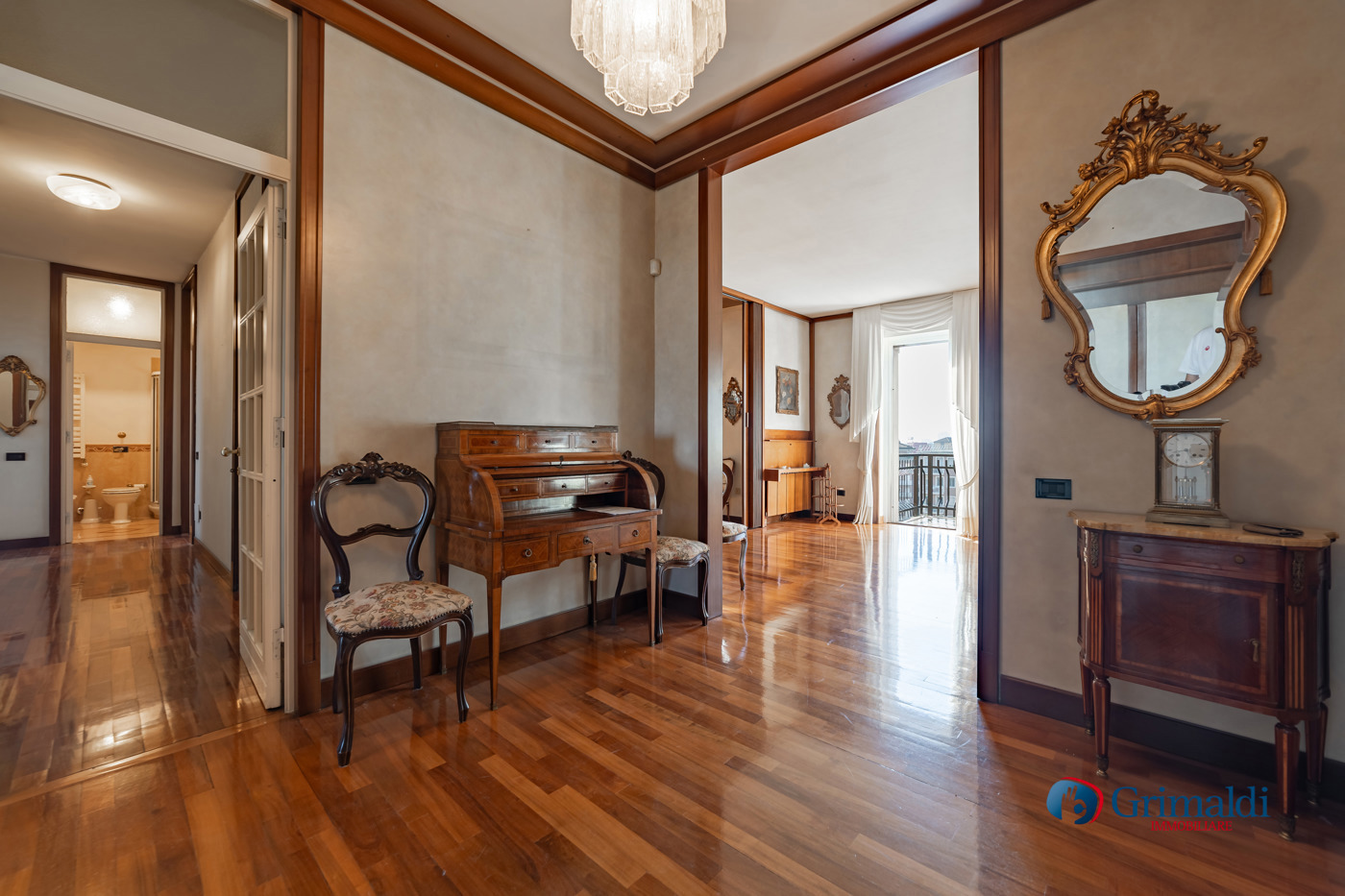 Appartamento con box a Milano