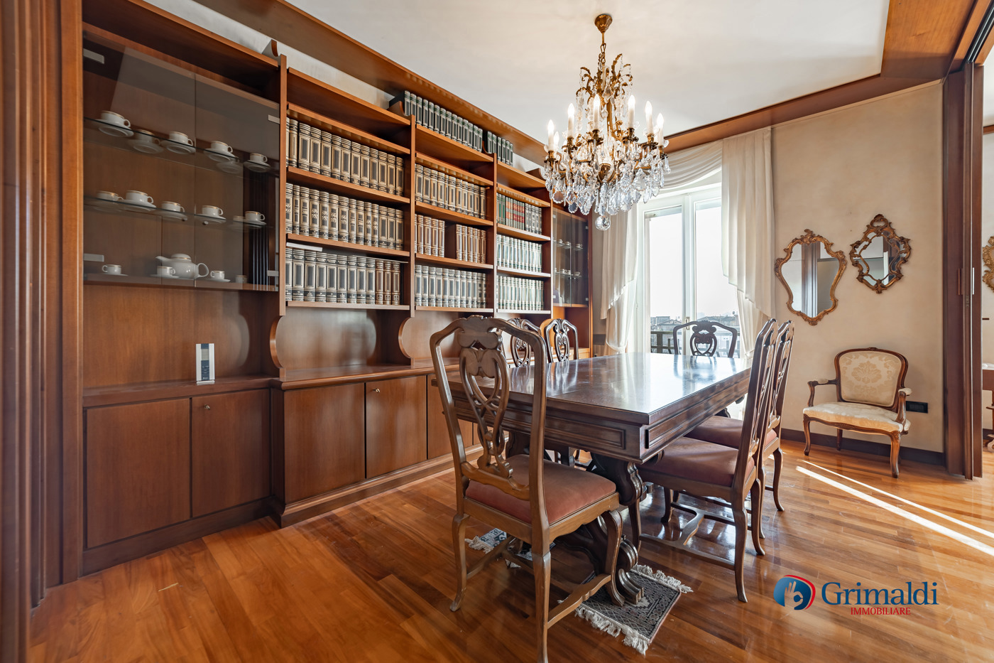 Appartamento con box a Milano