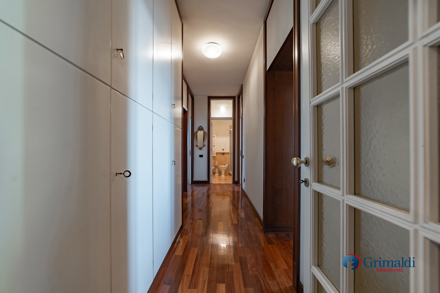 Appartamento con box a Milano