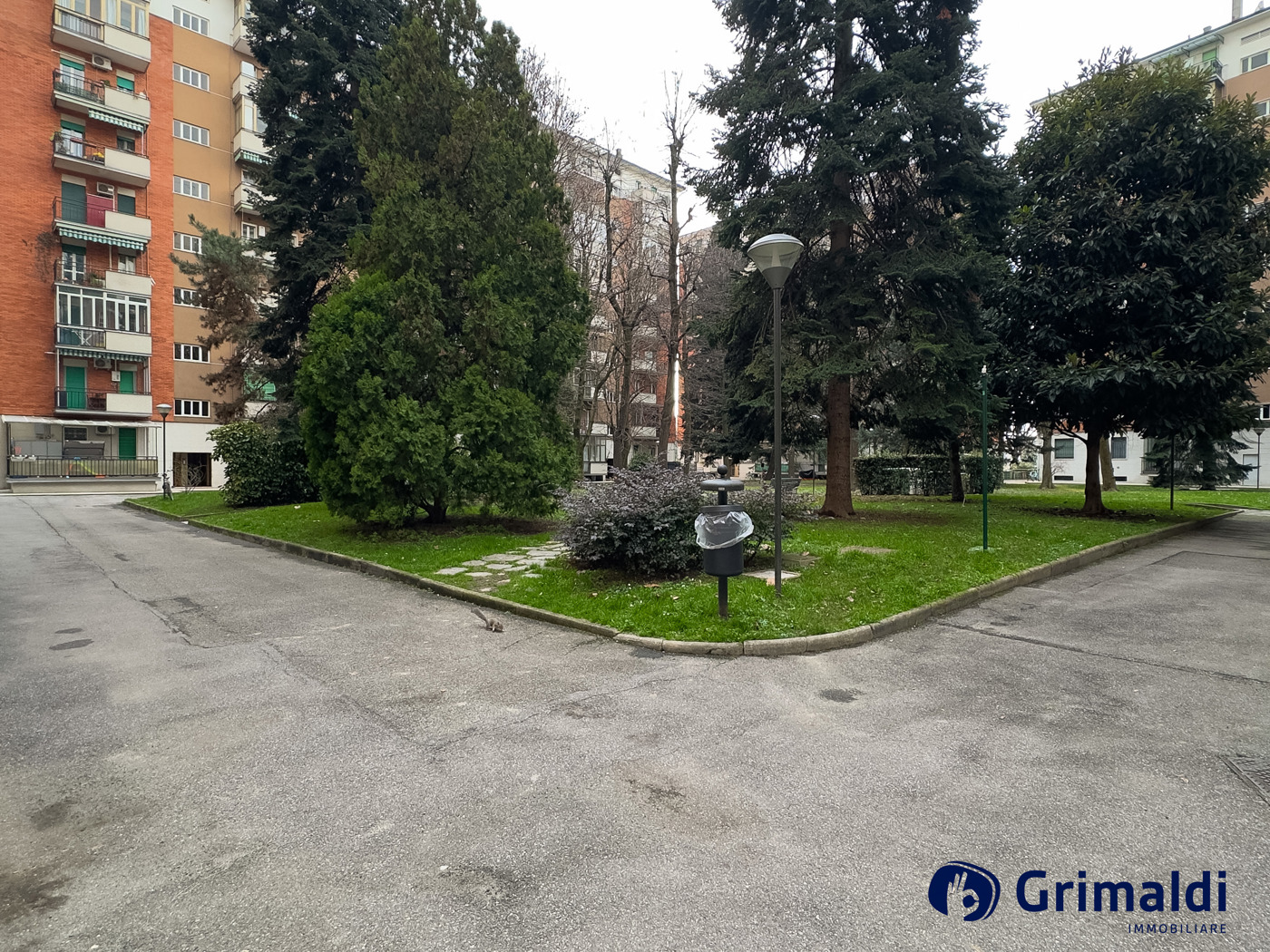 Trilocale da ristrutturare a Milano