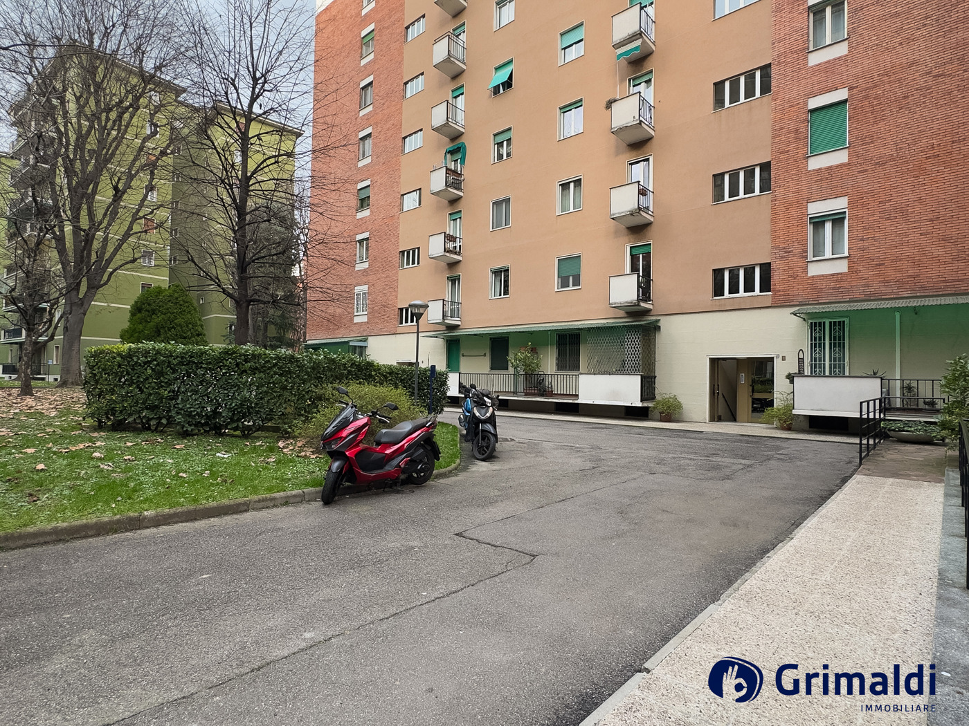 Trilocale da ristrutturare a Milano