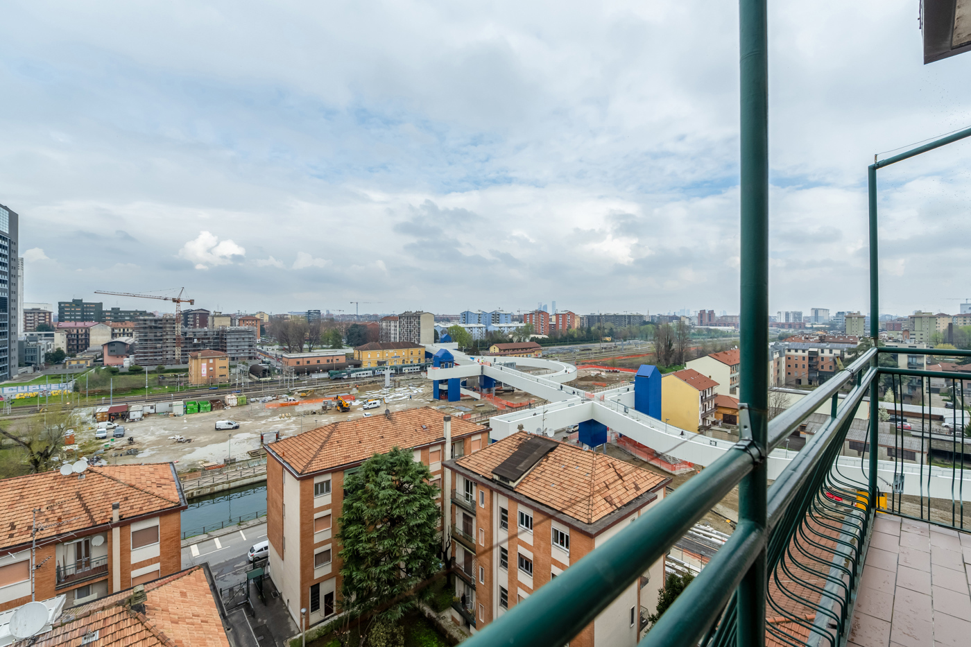 Trilocale arredato in affitto a Milano