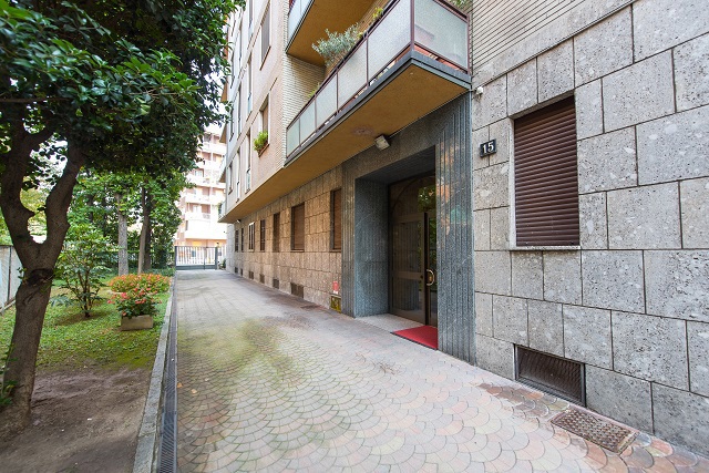 Bilocale arredato in affitto a Milano