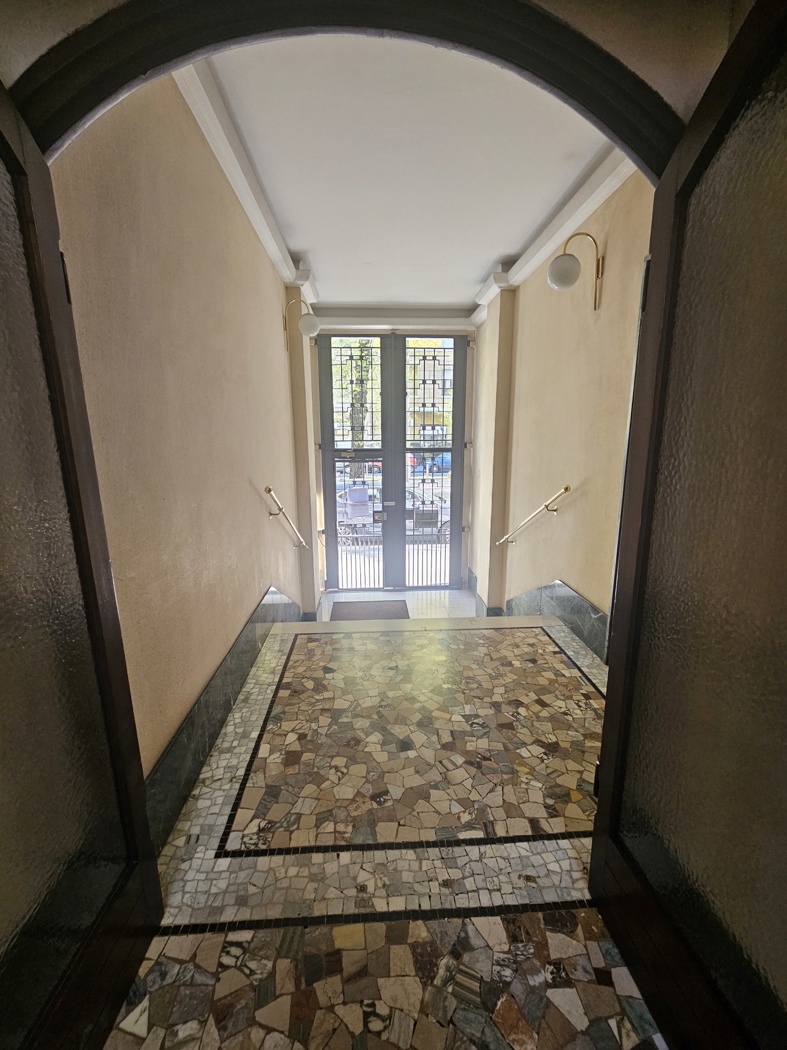 Bilocale arredato in affitto a Milano