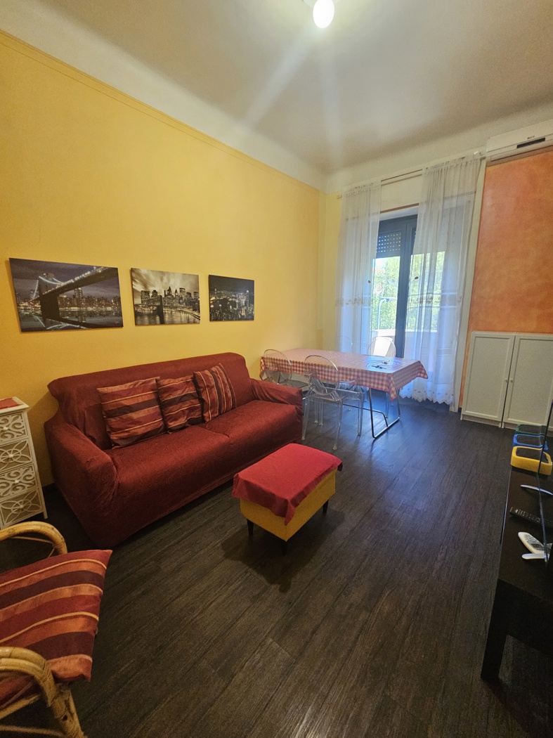 Bilocale arredato in affitto a Milano