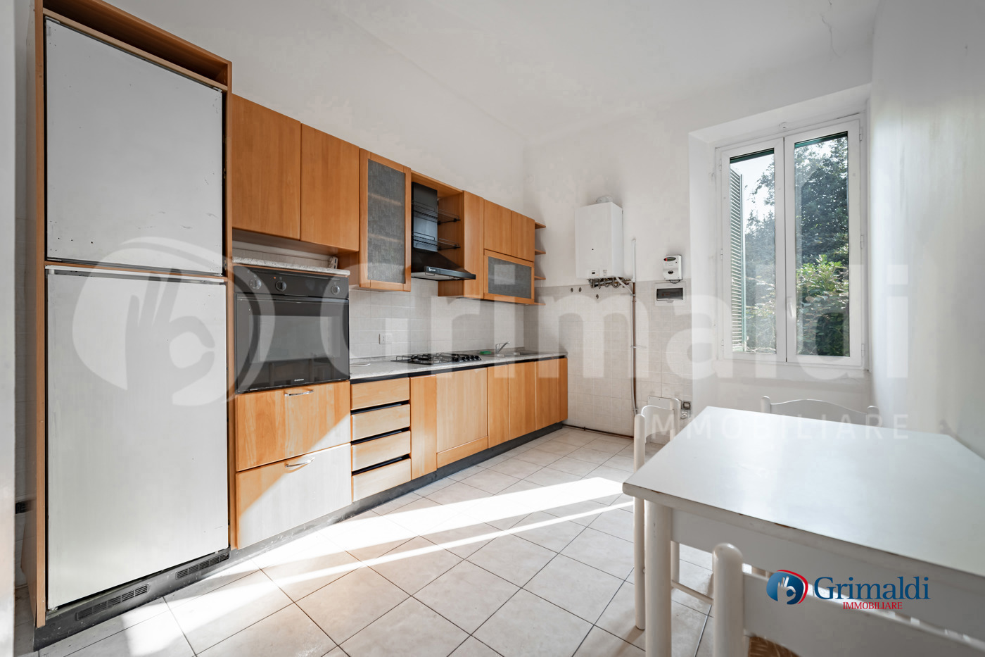 Stabile/Palazzo con giardino a Saronno