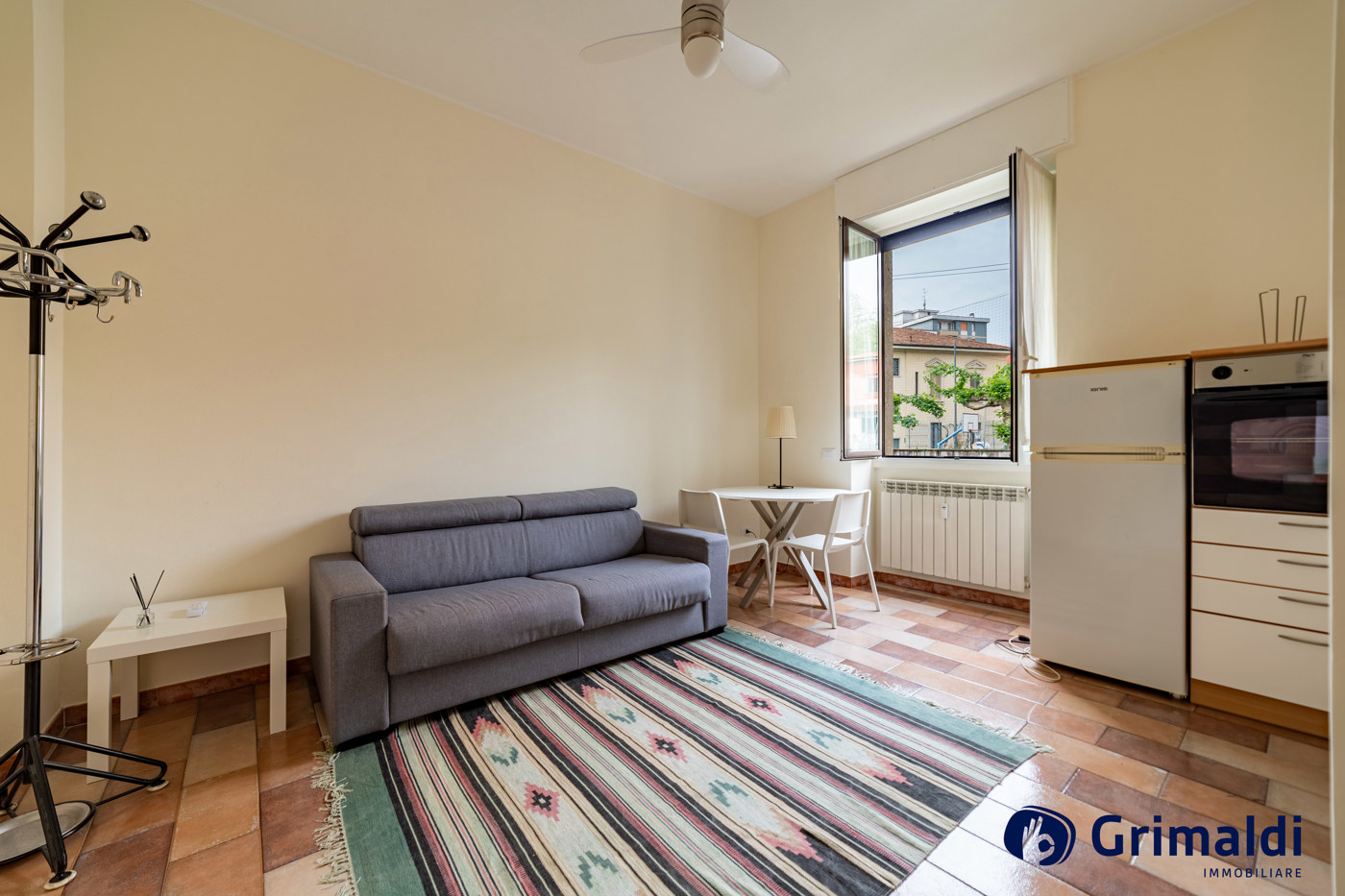 Monolocale arredato in affitto a Milano
