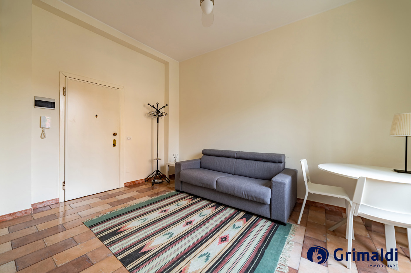 Monolocale arredato in affitto a Milano