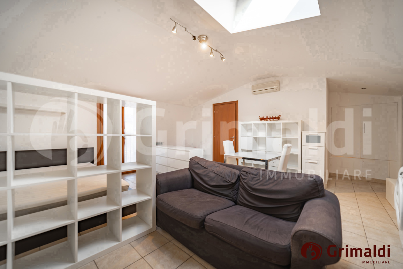 Monolocale arredato in affitto a Milano